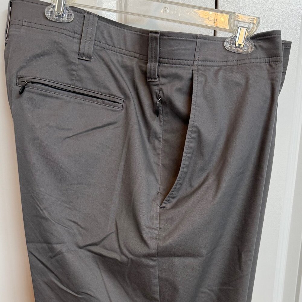 Oak Hill Straight Front Tech Pants - Gargoyle Grey - Size 50 waist 30 Inseam